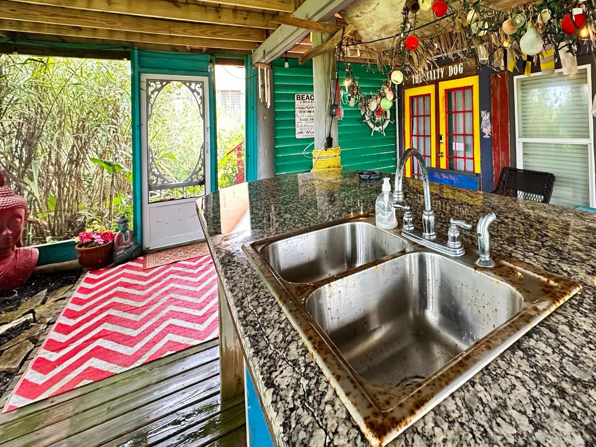 Salty Dog Cottage Серфсайд-Бич Экстерьер фото